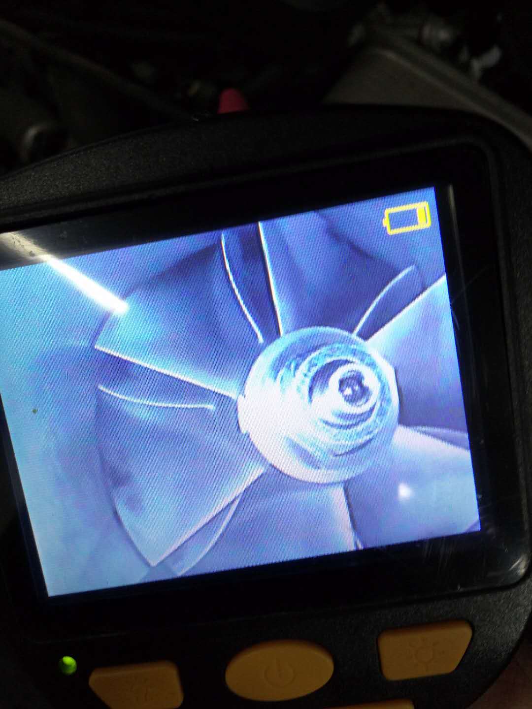 防冻液一定要按时更换，看看这个你就知道冷却液有多么重要了！