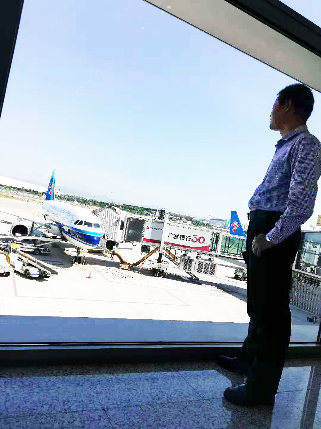 8月出单满贯王|欧灿文：有业绩才是硬道理